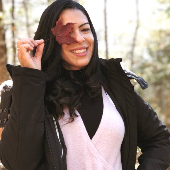 Meet your Posher, Samira - Picture 1 of 1